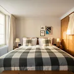 Hotel Grand Belvedere, A Beaumier