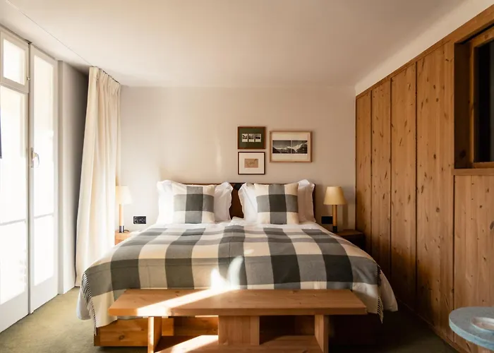 Hotel Grand Belvedere, A Beaumier