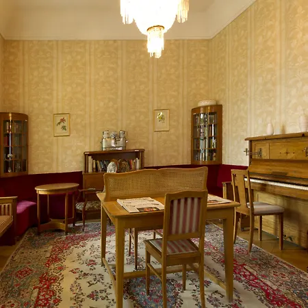 Grand Belvedere, A Beaumier