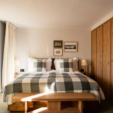 Hotell Grand Belvedere, A Beaumier